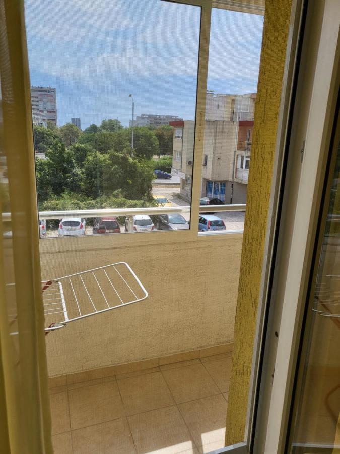Apartamenti Ivaia Daire Varna Dış mekan fotoğraf