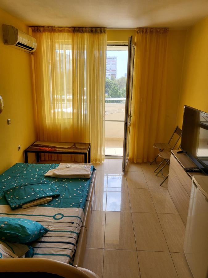 Apartamenti Ivaia Daire Varna Dış mekan fotoğraf