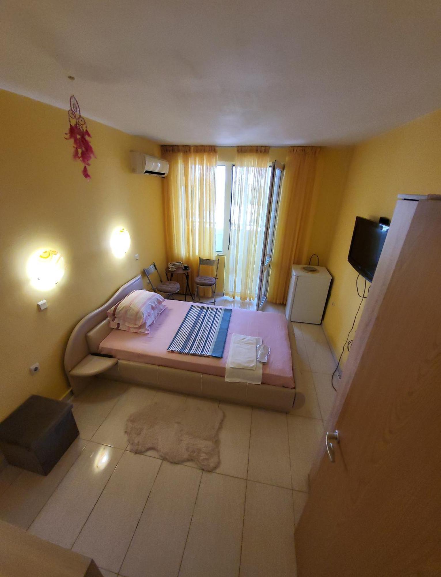 Apartamenti Ivaia Daire Varna Dış mekan fotoğraf